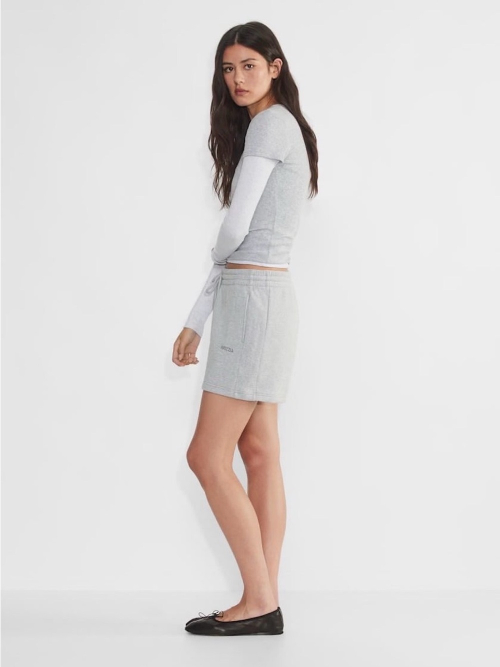 Aritzia Cozy Sweatfleece Boyfriend Mid-Thigh Short